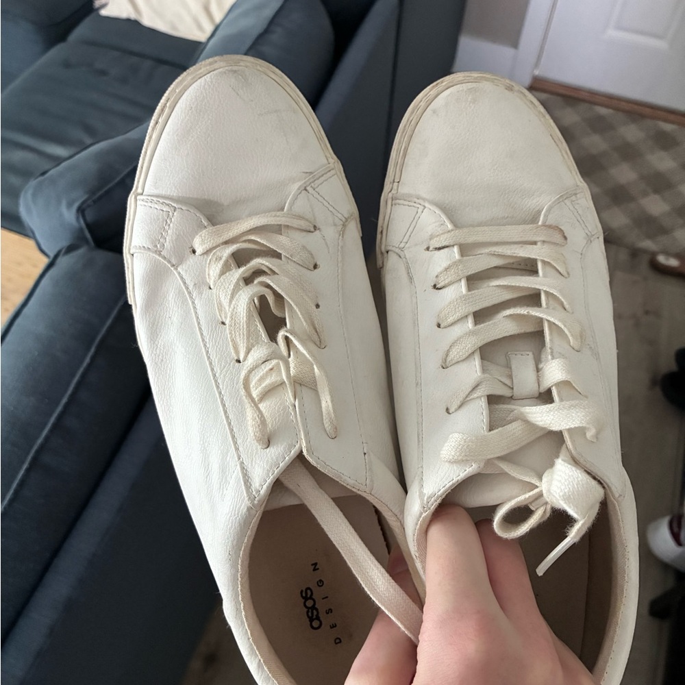 Nutral Casual Leather Lace-Up Sneakers